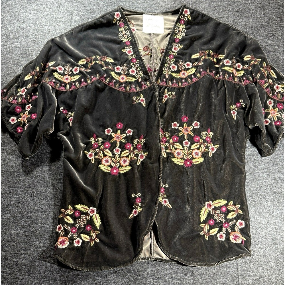 Kyla Seo Kimono Cardigan Womens Medium Embroidered Velvet Floral Boho Artsy